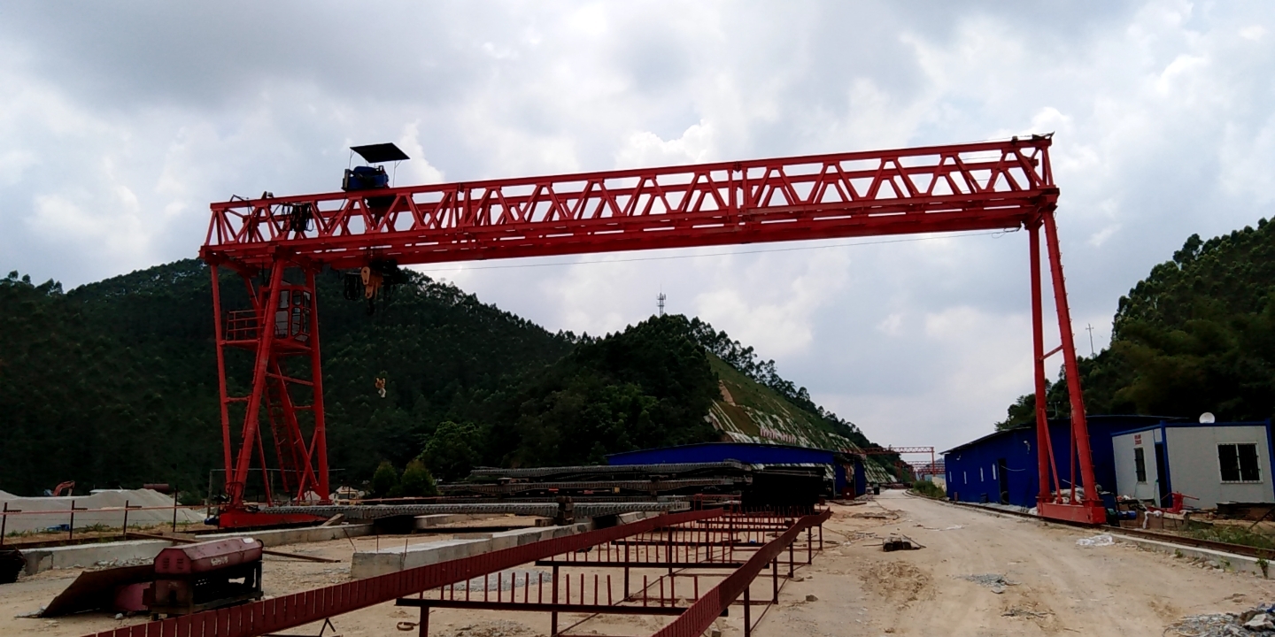 廣東茂名（粵桂界）高速TJ14標(biāo)，MG80/10t-24m-9m-2臺(tái)，MH10t-24m-9m-2臺(tái)，MG40t-24m-9m-1臺(tái)，