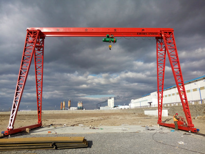 龍門吊設(shè)計廠家給您介紹一下MHGY10噸上包下花葫蘆龍門?具有的特點(diǎn)