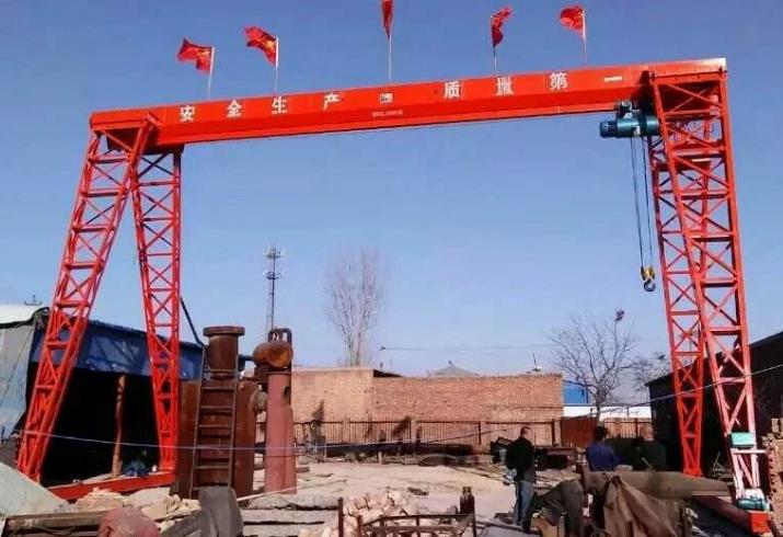 MHGY10噸上包下花葫蘆龍門吊中上跨主梁拱度檢查方法有哪些？為什么電路要檢查接地措施呢？