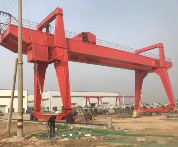 MG貨場門式起重機(jī)對驅(qū)動行走裝置都有哪些要求?廠家告訴您這四點(diǎn)